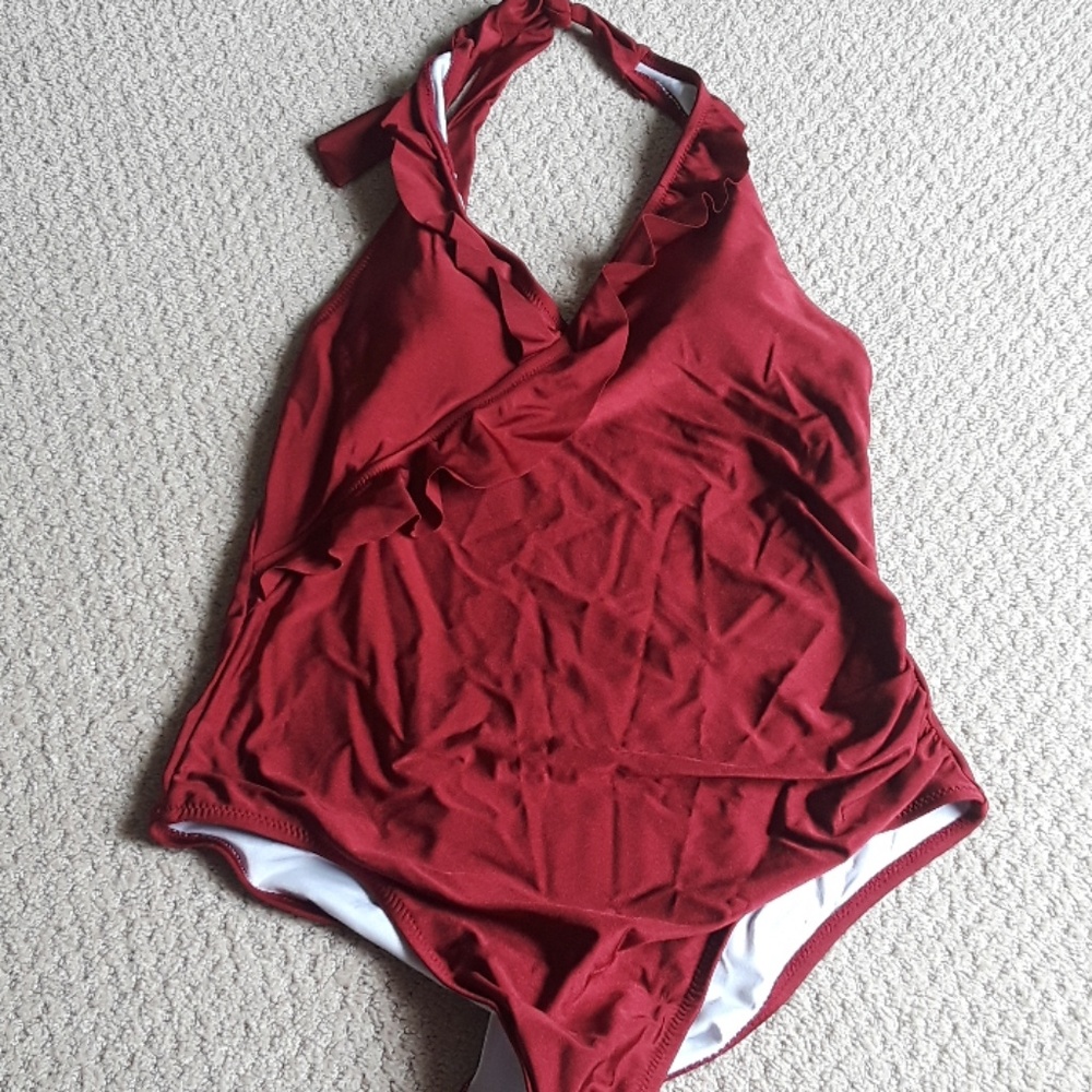 Cupshe cranberry one piece swimsuit